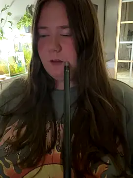 remirann  online show from 22, 9, 2025