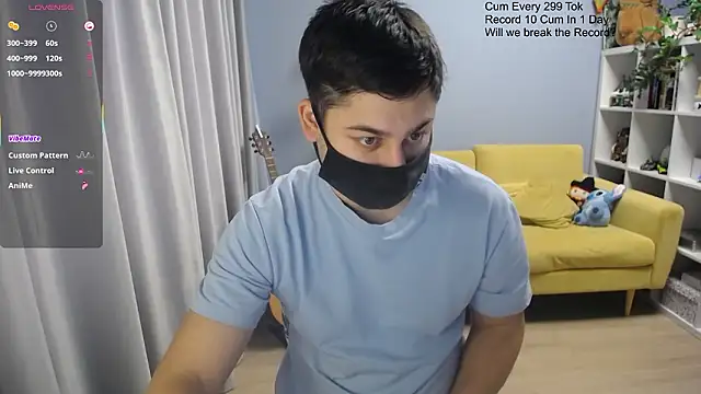 Snapshot of Tomguys chatting on 4, 3, 2026 Tomguys online show from 4, 3, 2026