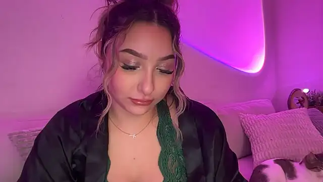 Snapshot of lustfulsmiles chatting on 17, 2, 2026 lustfulsmiles online show from 17, 2, 2026