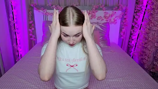 Snapshot of LilyStarlight chatting on 3, 6, 2026 LilyStarlight online show from 3, 6, 2026