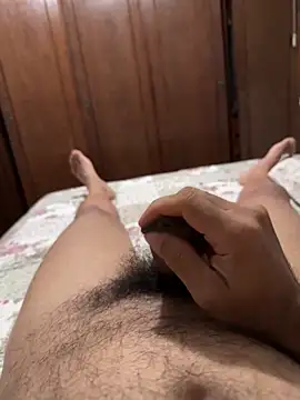 Alerandro00 online show from 23, 12, 2025