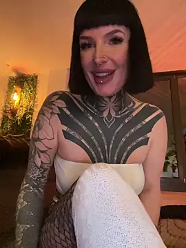 InkedBiitch online show from 1, 3, 2025
