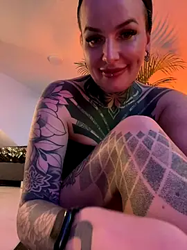 InkedBiitch online show from 7, 12, 2024