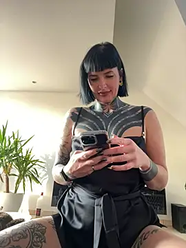 InkedBiitch online show from 9, 3, 2025