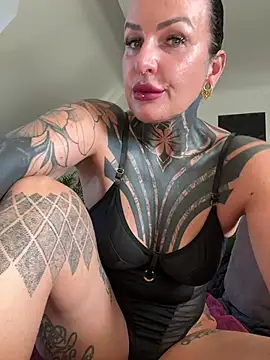 InkedBiitch online show from 26, 6, 2026