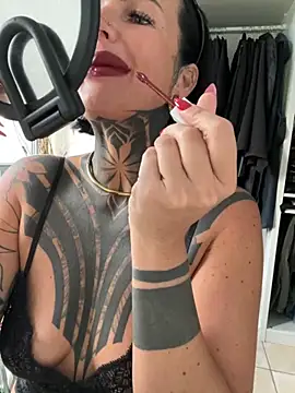 InkedBiitch online show from 22, 9, 2025