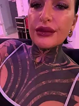 InkedBiitch online show from 8, 10, 2025