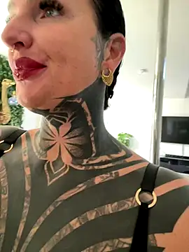 InkedBiitch online show from 9, 10, 2025