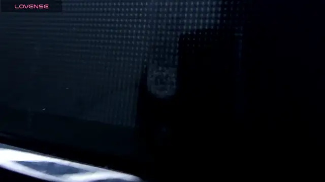 MaiaPetitte  online show from 11, 1, 2025