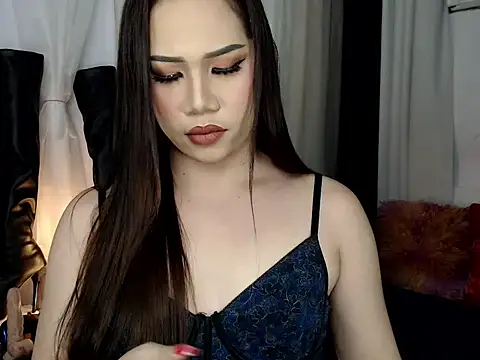 Snapshot of elise_bloom69 chatting on 31, 10, 2025 elise bloom69 online show from 31, 10, 2025