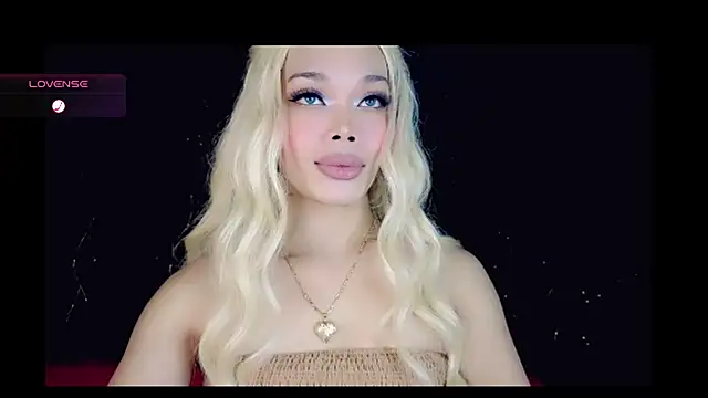 Snapshot of sugar_bbyxx chatting on 9, 7, 2026 sugar bbyxx online show from 9, 7, 2026