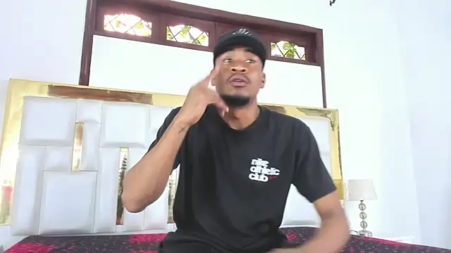 Kylieandjhonny online show from 4, 2, 2025