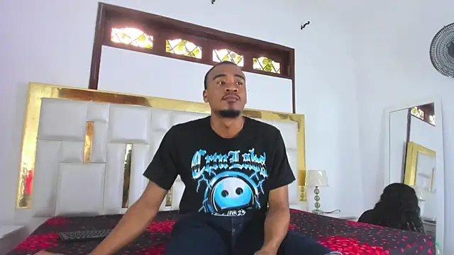 Kylieandjhonny online show from 14, 2, 2025