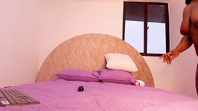  ebony-queen  online show from 10, 11, 2025