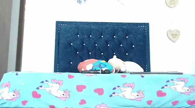 Snapshot of QueenSquirt_ chatting on 17, 2, 2025 QueenSquirt online show from 17, 2, 2025