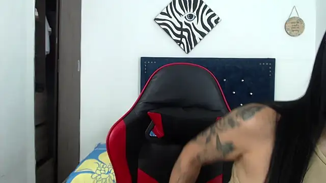 Snapshot of QueenSquirt_ chatting on 1, 3, 2026 QueenSquirt online show from 1, 3, 2026