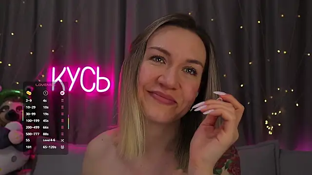  LadyMargo  online show from 30, 4, 2026