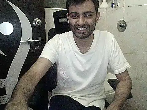 Snapshot of king_kong_india1 chatting on 15, 1, 2026 king kong india1 online show from 15, 1, 2026