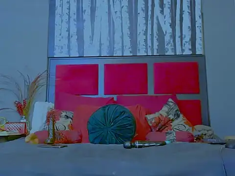 MissParis26 online show from 21, 10, 2025