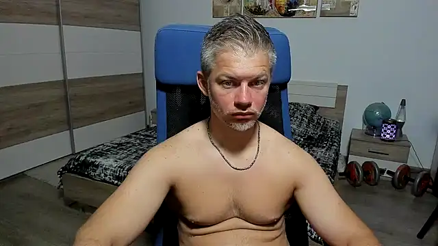 Snapshot of RobbyShawz chatting on 2, 7, 2026 RobbyShawz online show from 2, 7, 2026