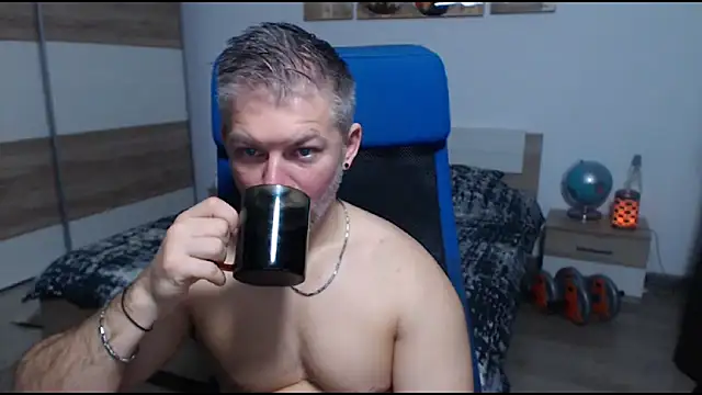 RobbyShawz online show from 9, 11, 2025