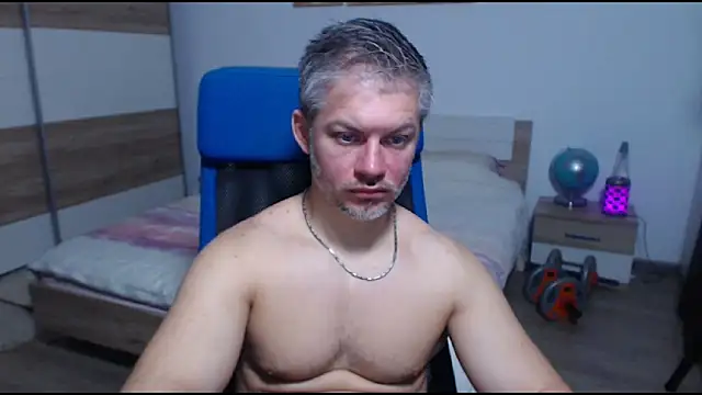 RobbyShawz online show from 4, 12, 2025