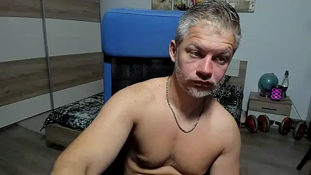 Snapshot of RobbyShawz chatting on 3, 7, 2026 RobbyShawz online show from 3, 7, 2026