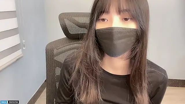 Ayase momo online show from 1, 12, 2024