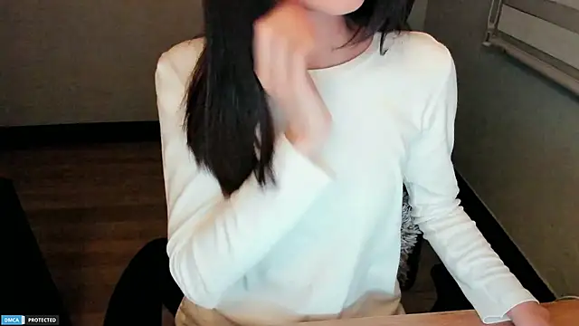 Ayase momo online show from 20, 1, 2025