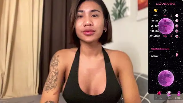 Alaia Pope online show from 5, 1, 2025