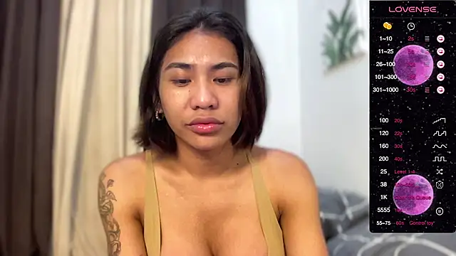 Alaia Pope online show from 8, 1, 2025