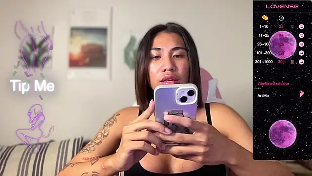 Alaia Pope online show from 23, 2, 2025