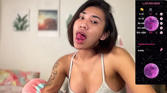 Alaia Pope online show from 1, 2, 2025