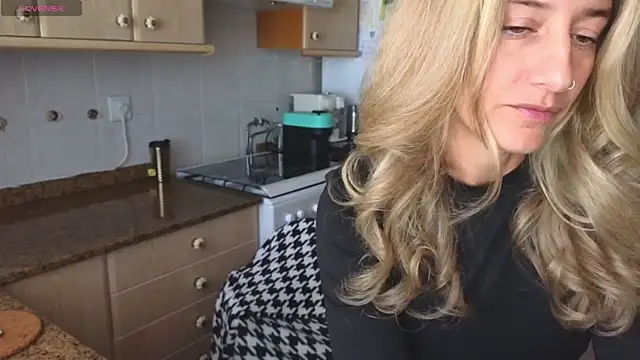 Lunamix online show from 9, 1, 2026