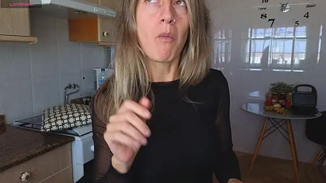 Lunamix online show from 12, 3, 2025