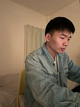 Snapshot of asiahot_liam chatting on 12, 1, 2026 asiahot liam online show from 12, 1, 2026