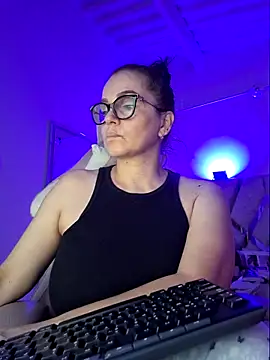 MariaPau 83 online show from 9, 3, 2026