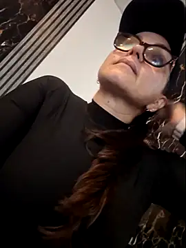 MariaPau 83 online show from 4, 6, 2026
