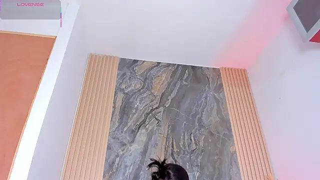 Rianamanson online show from 14, 9, 2025