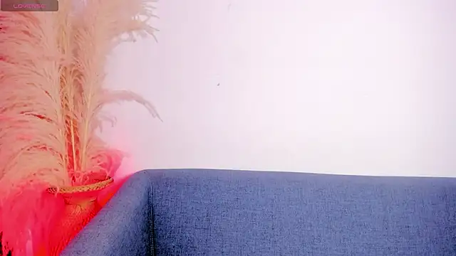 Rianamanson online show from 14, 4, 2026