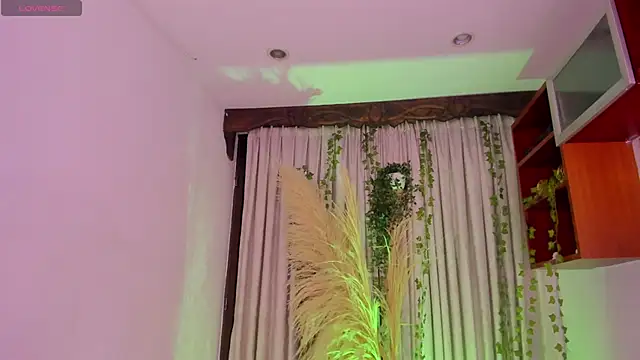 Rianamanson online show from 23, 3, 2026