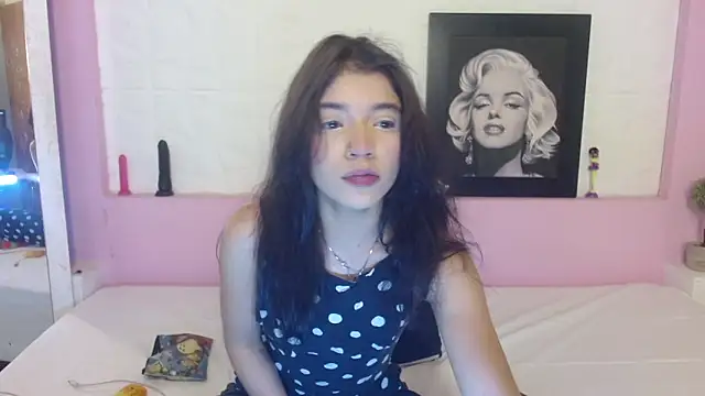 Snapshot of Sweetcristin chatting on 23, 4, 2026 Sweetcristin online show from 23, 4, 2026