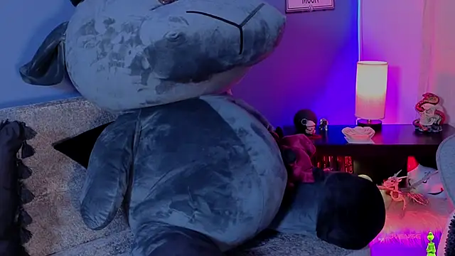 pamela doll3 online show from 5, 12, 2025