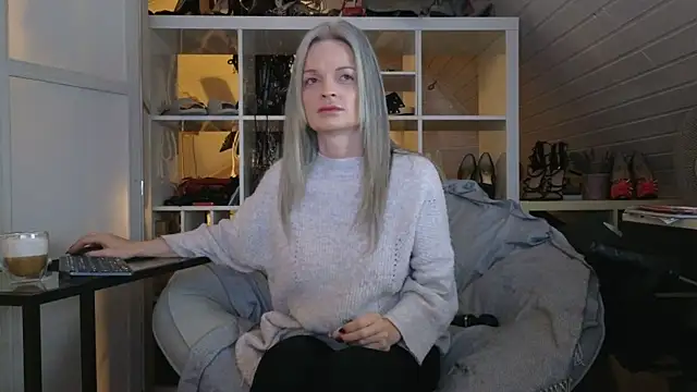 Sabdeluxe online show from 19, 5, 2026