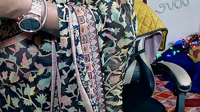 Naiaa-mylove online show from 10, 2, 2026