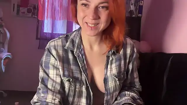 Nikky Divine online show from 6, 2, 2026