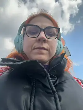 Nikky Divine online show from 24, 3, 2026