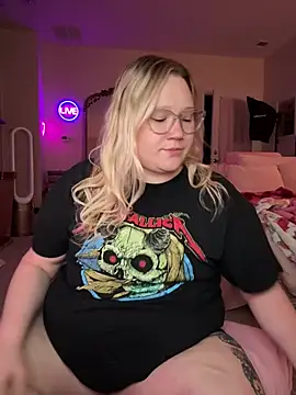 PiggyRose online show from 25, 3, 2026