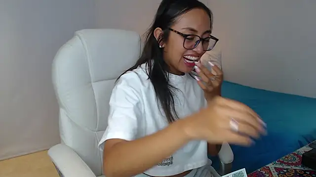 Snapshot of Gabi_morales chatting on 10, 2, 2025 Gabi morales online show from 10, 2, 2025