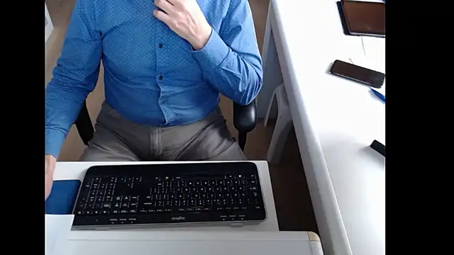 dutchpornking online show from 5, 12, 2025